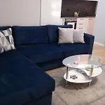 Luxurious In Center Of 아파트 티라나