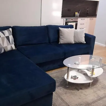 Luxurious In Center Of Appartement Tirana
